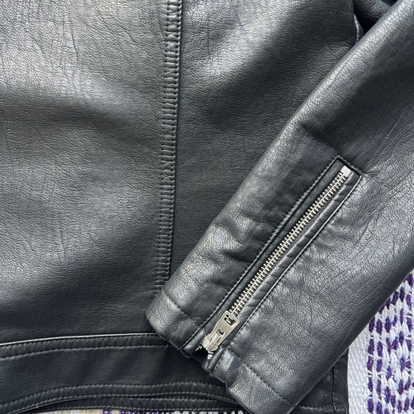 TOPSHOP Faux Leather Biker Jacket - Picture 11 of 13